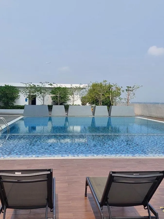 Klia Travel Homestay - 3R 2B - Wifi & Netflix Sepang 0*,  Malaysia