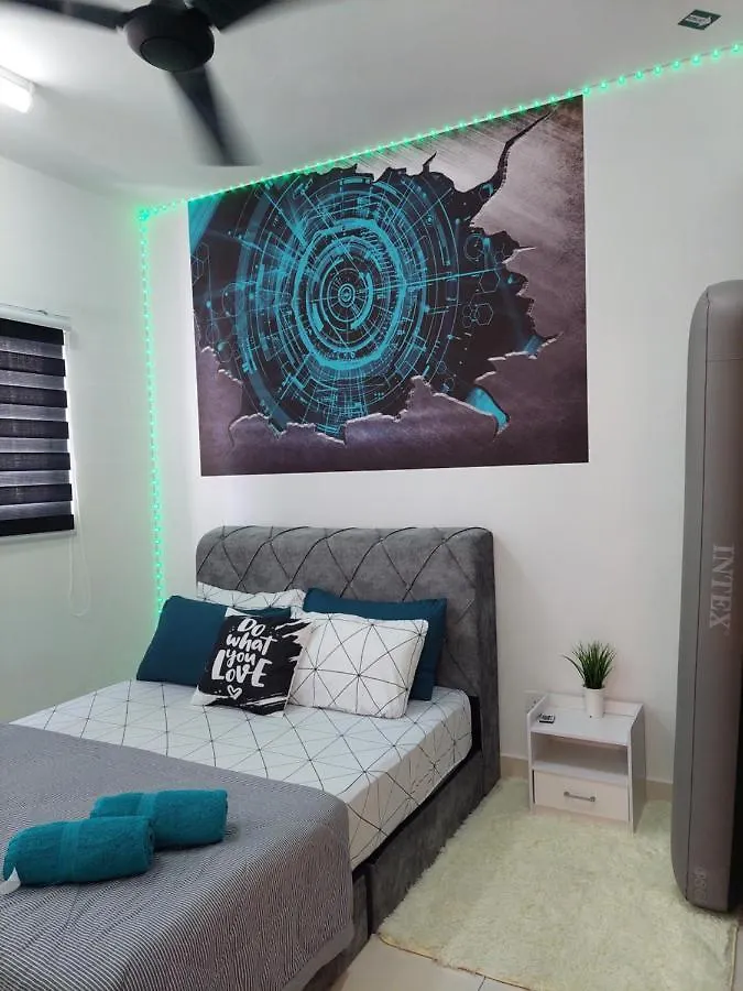 Apartment Klia Travel Homestay - 3R 2B - Wifi & Netflix Sepang