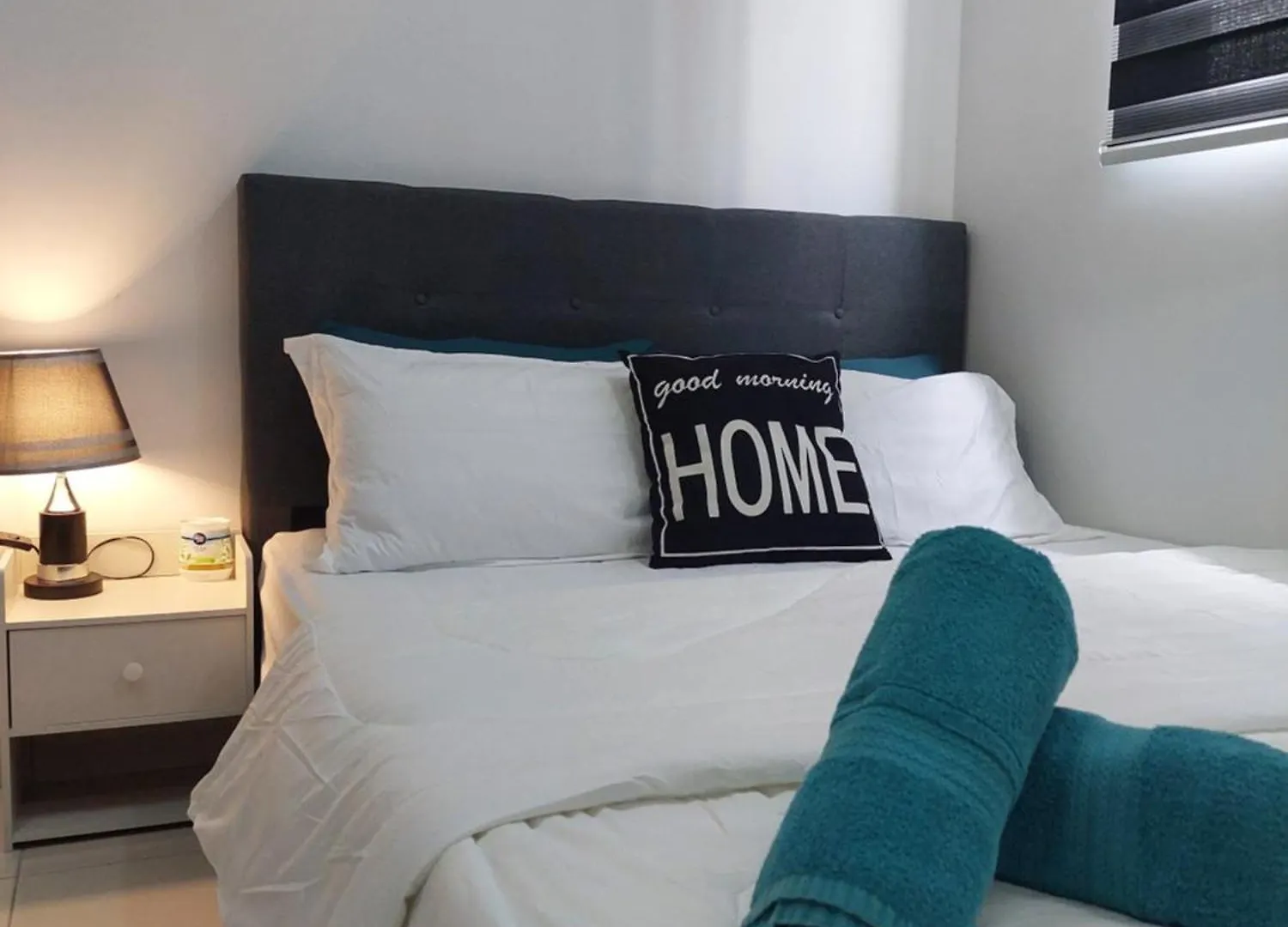 Klia Travel Homestay - 3R 2B - Wifi & Netflix Sepang Apartment