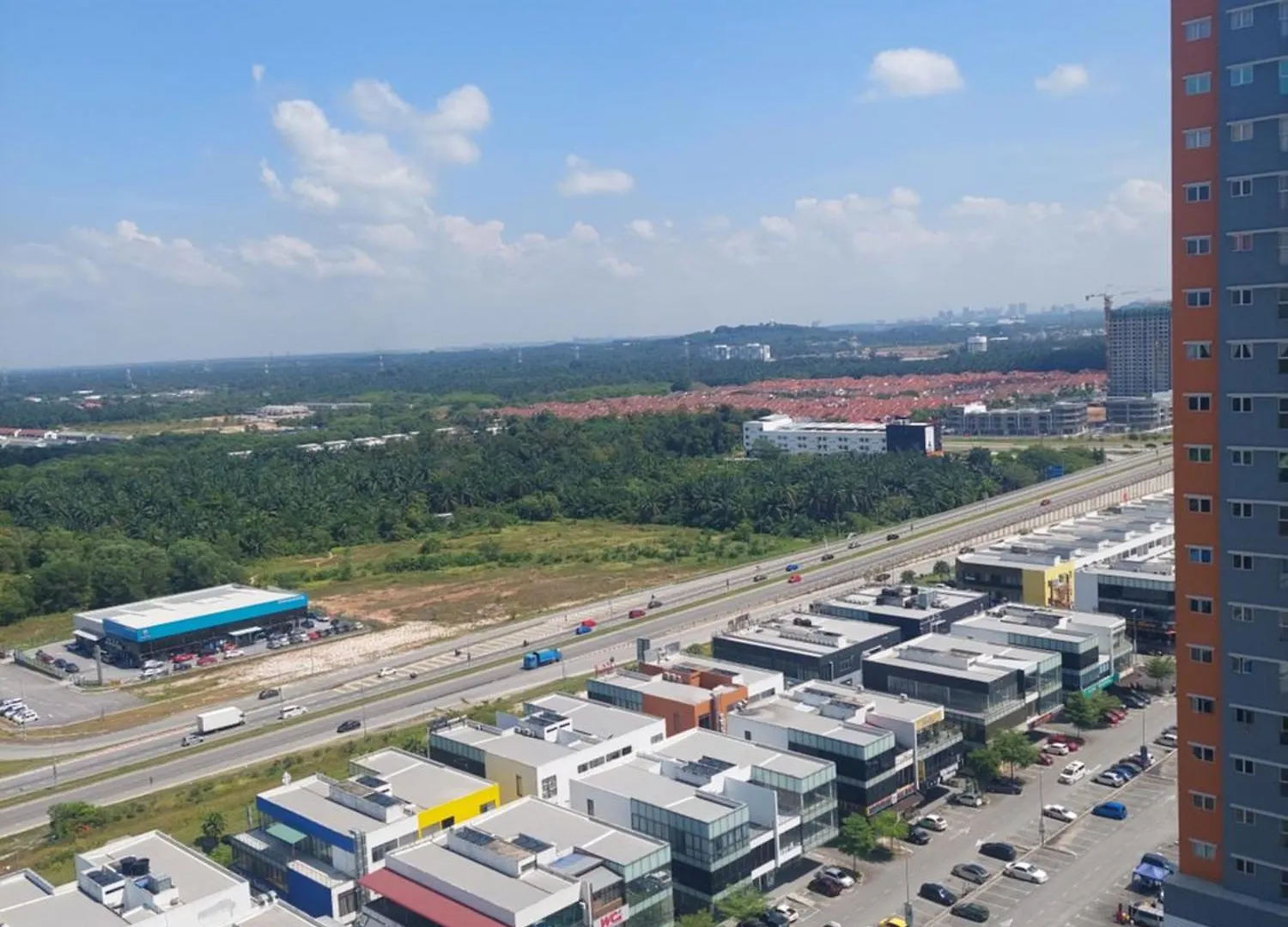 Klia Travel Homestay - 3R 2B - Wifi & Netflix Sepang 0*,  Malaysia