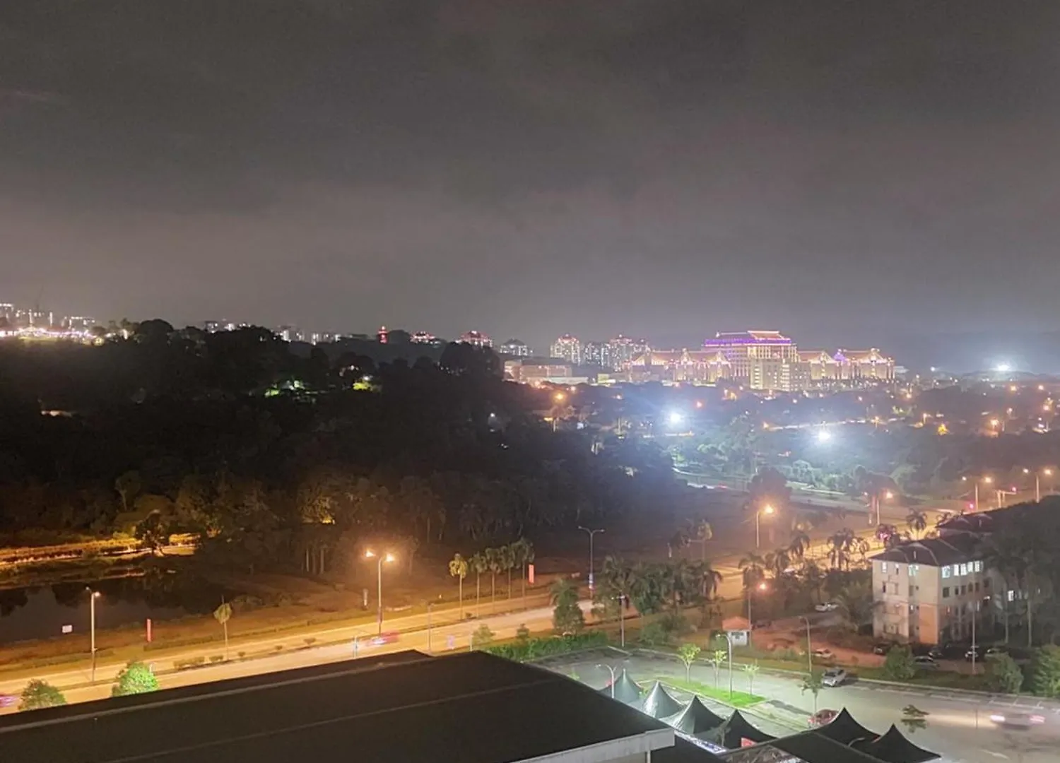 Klia Travel Homestay - 3R 2B - Wifi & Netflix Sepang Malaysia